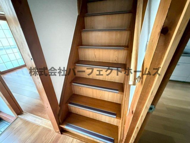 寿町戸建　賃貸の内装|内装は落ち着いています