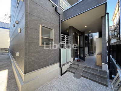 【エントランス】 | ウィンドテラス南八幡