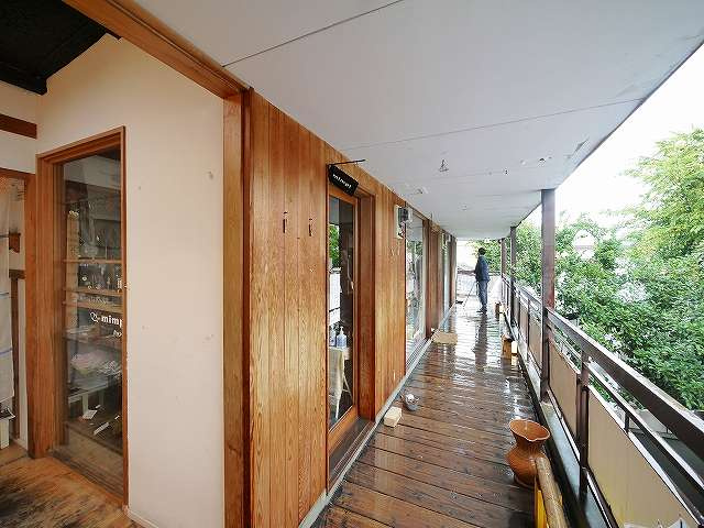 ならまち工房Ⅲのロビー