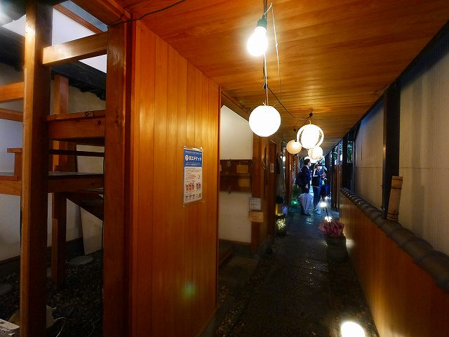 ならまち工房Ⅲのロビー