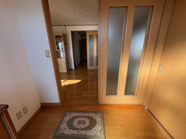 上里町長浜　中古1000の玄関