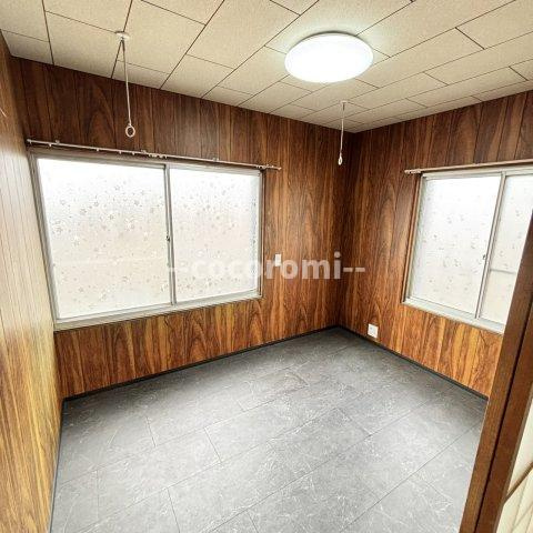 田井町リノベ貸家の洗面所