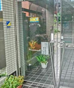 【エントランス】 | 山岸ビル | 建物の内部です