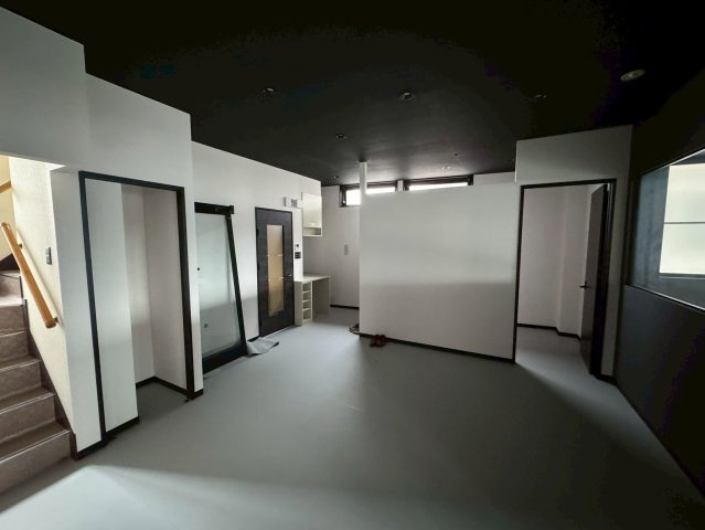 石川県金沢市　１棟マンション　の洋室