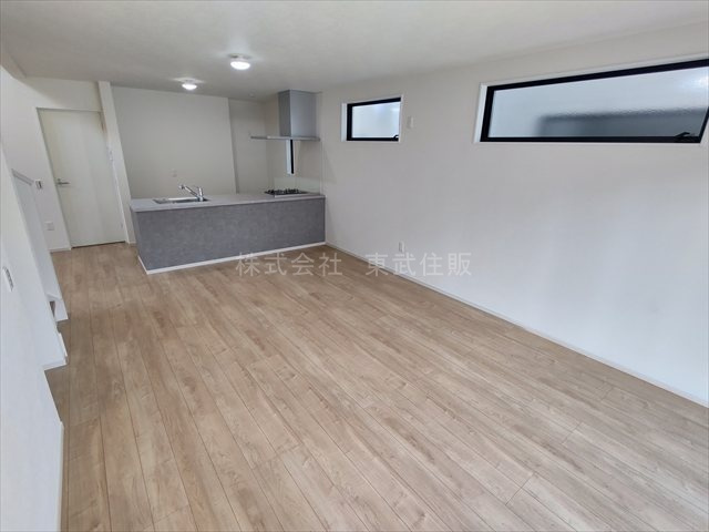 【居間・リビング】の画像