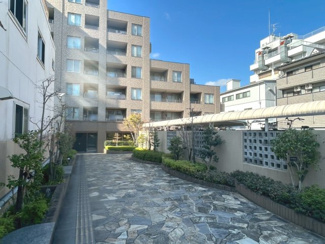 【エントランス】 | サーパスシティ西院日照町