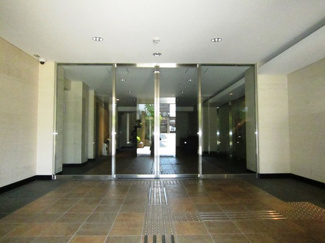 【エントランス】 | サーパスシティ西院日照町