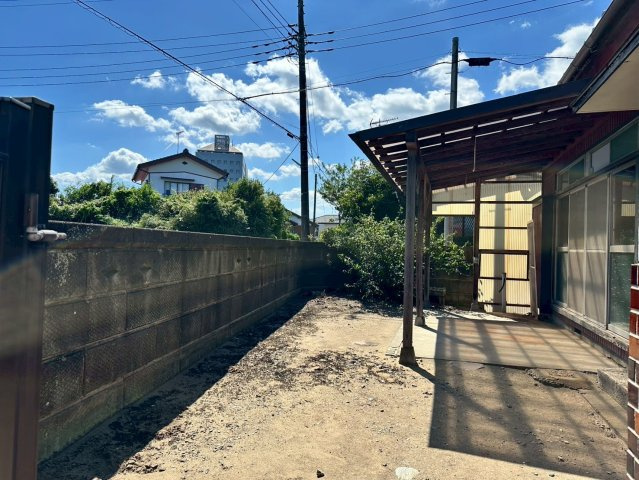 千葉県茂原市高師 中古戸建の庭|お庭で自由な時間を過ごせます
