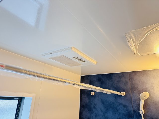 松戸市千駄堀新築戸建【寒風台小学校：10分】の冷暖房・空調設備|雨の日も安心の浴室乾燥機つき