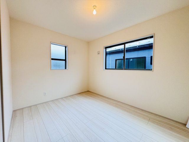 松戸市千駄堀新築戸建【寒風台小学校：10分】の洋室|6.5帖洋室