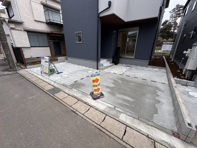 松戸市千駄堀新築戸建【寒風台小学校：10分】の駐車場|3号棟駐車スペース・2台駐車可