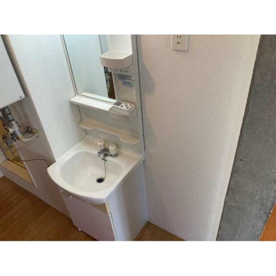 【独立洗面台】 | アズ中野レジデンス | 嬉しい独立洗面台付き。