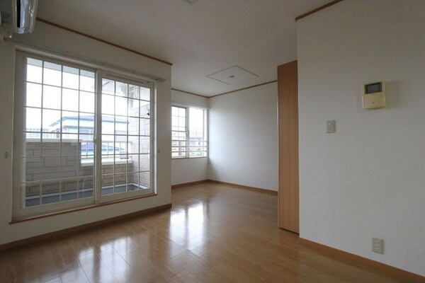 ベルリージュの居間・リビング|エアコン