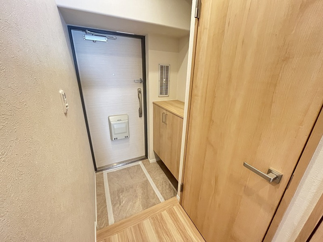 【玄関】 | 保谷ハウス　(保谷店) | シューズボックス付きなのでスッキリとした玄関を保ちやすいです。