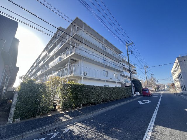 【外観】 | 保谷ハウス　(保谷店) | 公園にも近く、緑豊かな落ち着いた住環境。実際に室内のご見学が可能です。