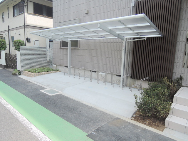 エバーハイツのその他共用部分|★屋根付き駐輪場★