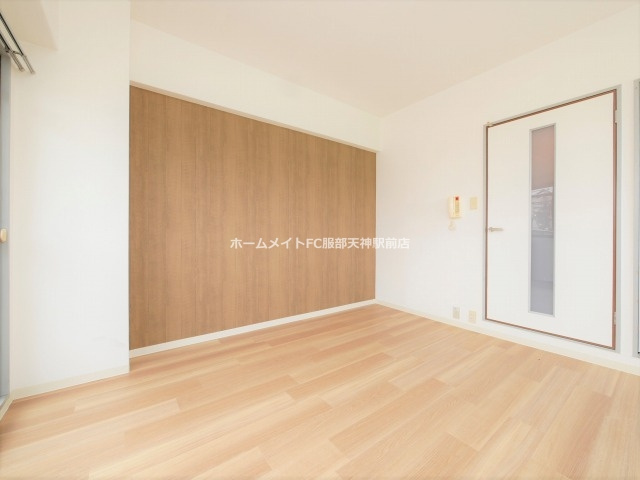 北梅田サニーアパートメントの洋室
