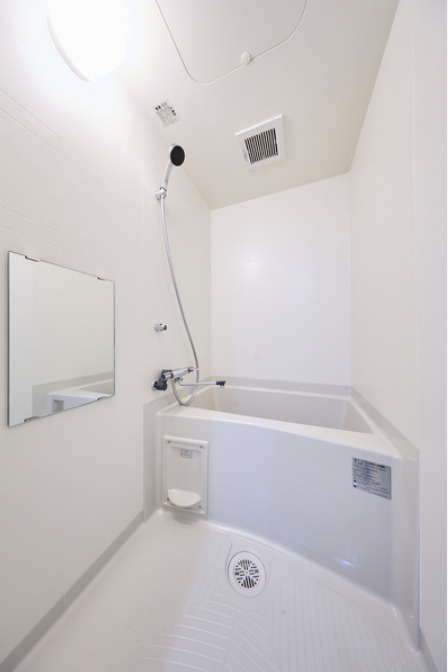 ラプラス南池袋の浴室
