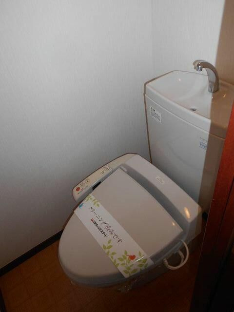 プルナスお茶の水のトイレ