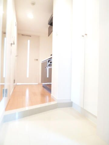 スカイコート小竹向原の玄関