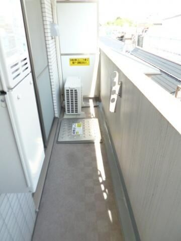 スカイコート小竹向原のバルコニー