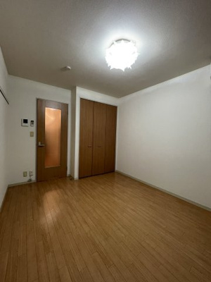 【寝室】 | コート・ティアラ