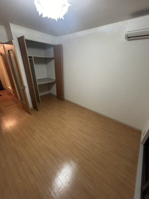 【内装】 | コート・ティアラ