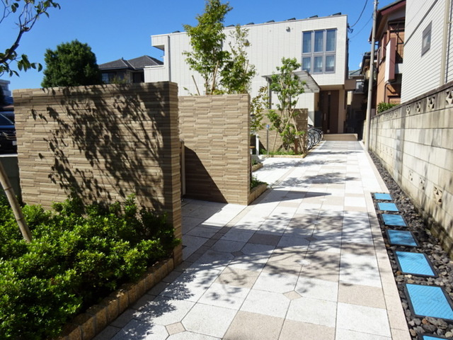 ミア・カーラのエントランス