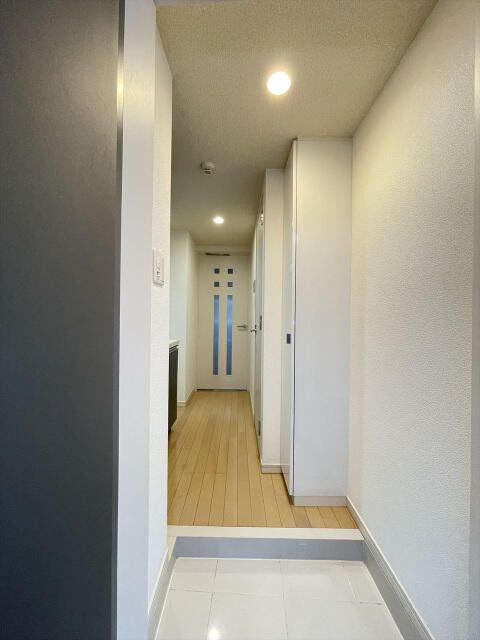 スカイコート牛込神楽坂の玄関