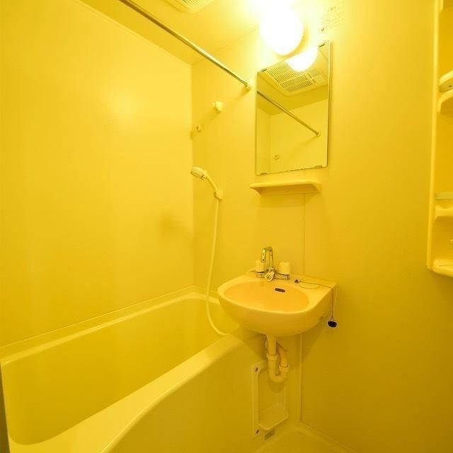 ベルファース早稲田の浴室