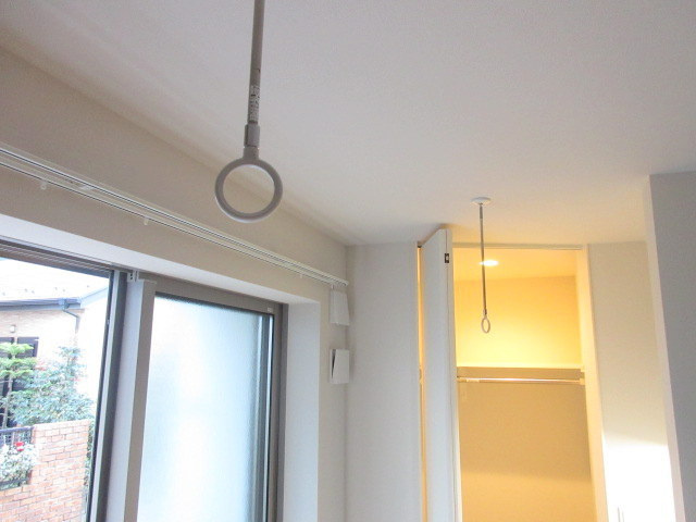 エクセル北千住の設備|★便利な室内物干しフック★