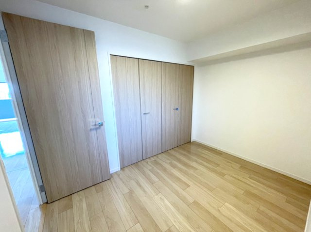 アルファステイツ西川緑道公園の洋室|約5.0帖の洋室です。