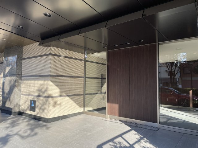 アルファステイツ西川緑道公園のその他共用部分|1階エントランスです。