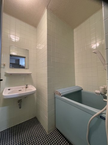 メゾン・マヤの浴室