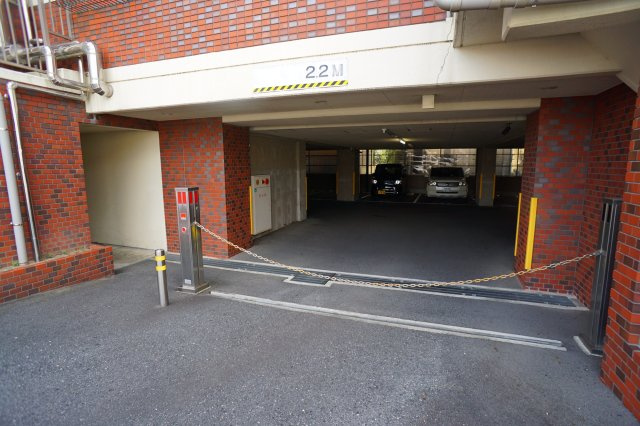 センチュリーアスカ１０の駐車場