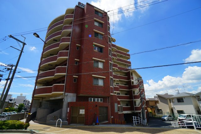 センチュリーアスカ１０の外観