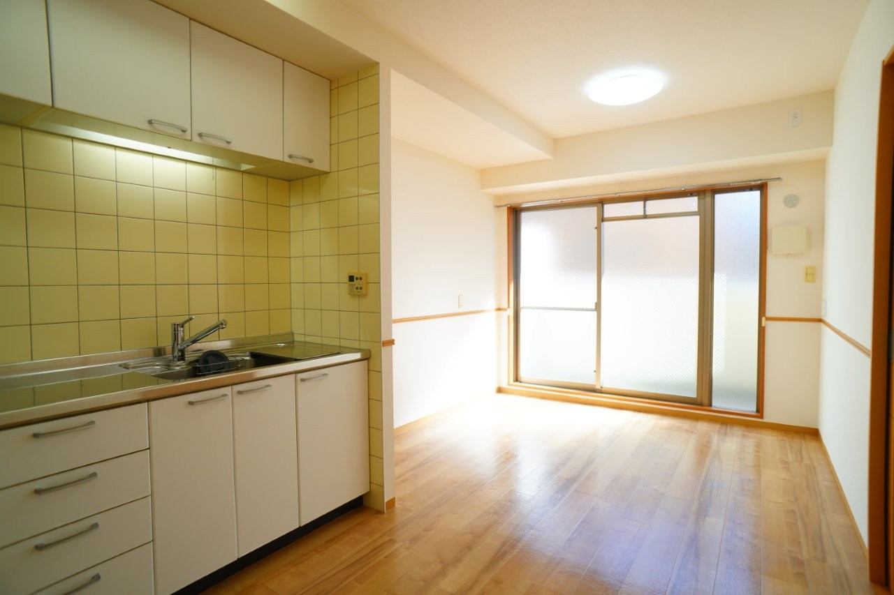 センチュリーアスカ１０の居間・リビング