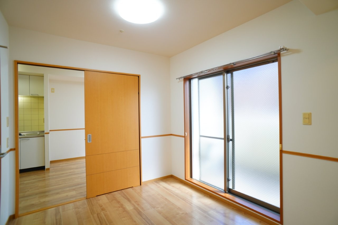 センチュリーアスカ１０の洋室