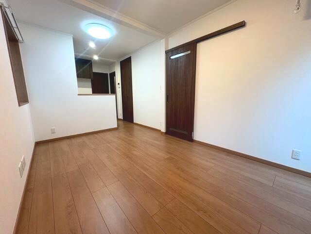 コーポ　サンフラワーの居間・リビング