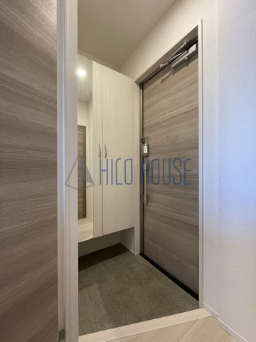 エクセレンテの玄関