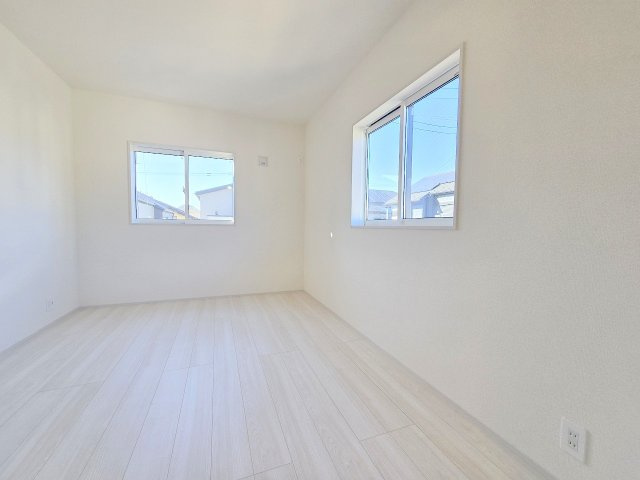 羽村市緑ヶ丘4丁目　全7棟の洋室