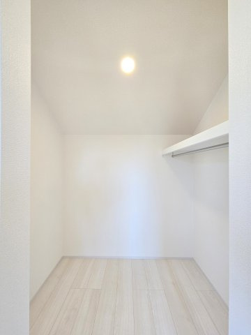 羽村市緑ヶ丘4丁目　全7棟の収納