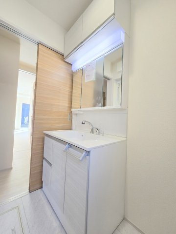 羽村市緑ヶ丘4丁目　全7棟の独立洗面台