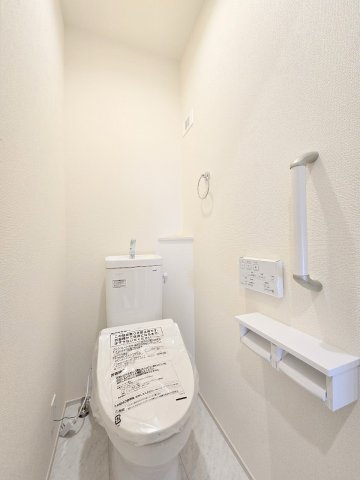 羽村市緑ヶ丘4丁目　全7棟のトイレ