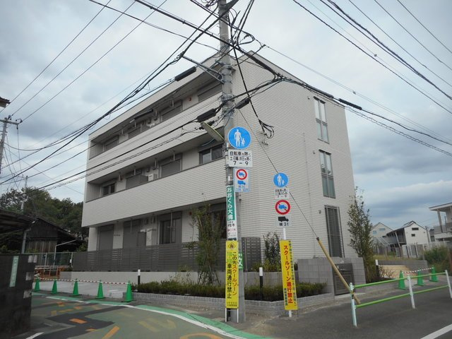 コンフォール成城南の外観|耐震耐火構造の旭化成ヘーベルメゾン