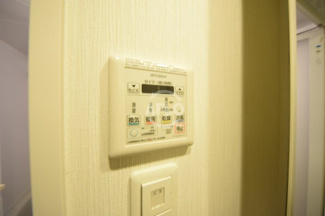 【設備】 | コンフォリア心斎橋ＥＡＳＴ | コンフォリア心斎橋ＥＡＳＴ　浴室乾燥機