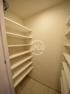 【収納】 | OPUS RESIDENCE SHINSAIBASHI SOUTH | OPUS RESIDENCE SHINSAIBASHI SOUTH　シューズボックス