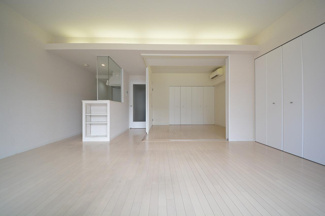 【居間・リビング】 | キャピトル安堂寺 | キャピトル安堂寺　リビング