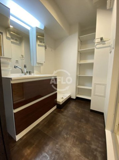 【洗面所】 | プレジオ本町 | プレジオ本町　洗面脱衣所