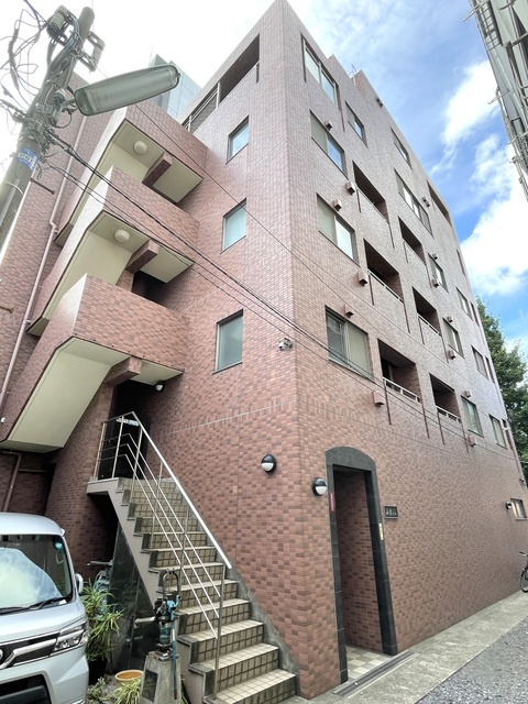 杉並区和田３丁目の賃貸マンションの外観|★キレイな外観です★